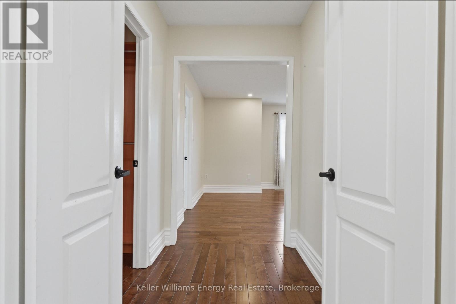 1633 GRANDVIEW STREET N - 19
