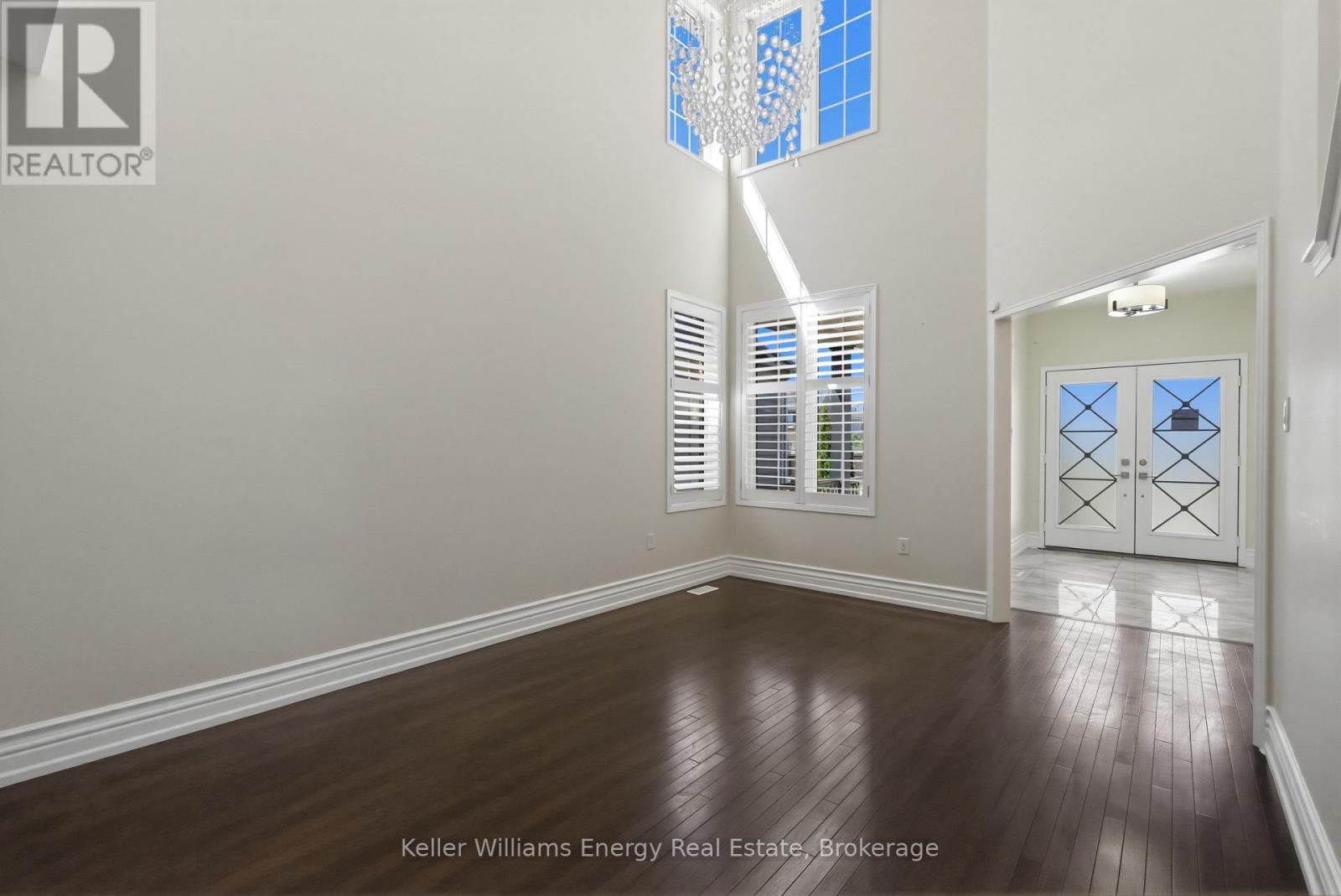 1633 GRANDVIEW STREET N - 3
