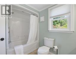 Primary Bedroom - 8 Meridene Crescent E, London North, ON N5X1G5 Photo 17