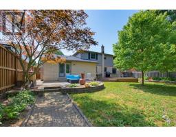 8 Meridene Crescent E, London North, ON N5X1G5 Photo 26