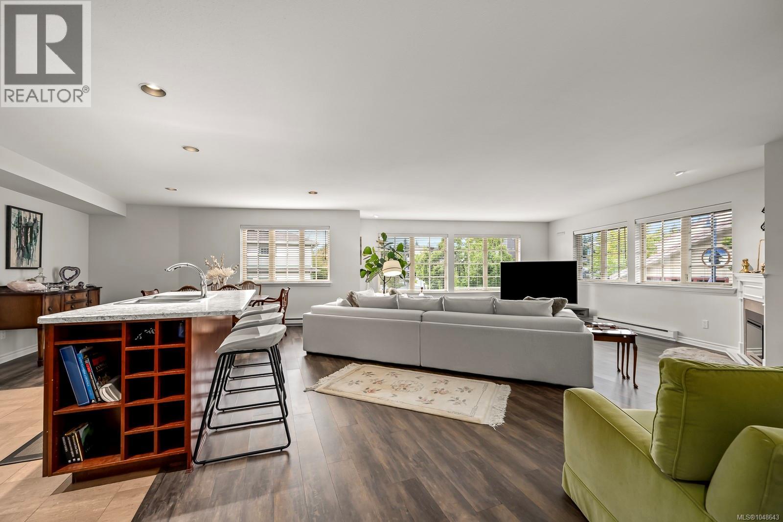 #204 1705 Comox Ave - Image 7