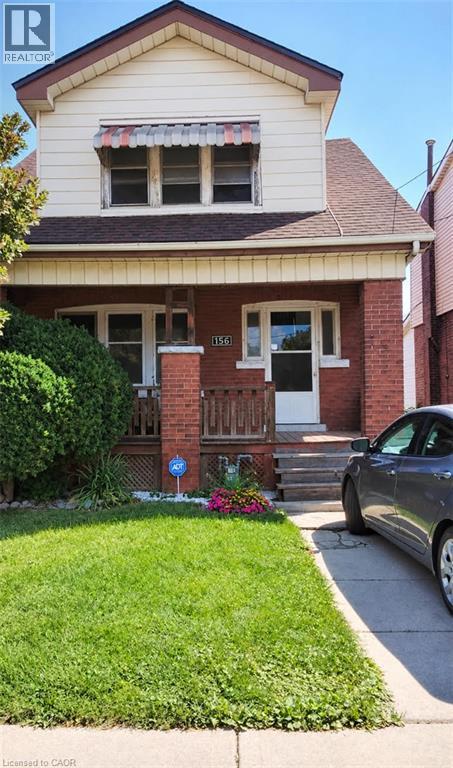 156 LEINSTER Avenue N - 1
