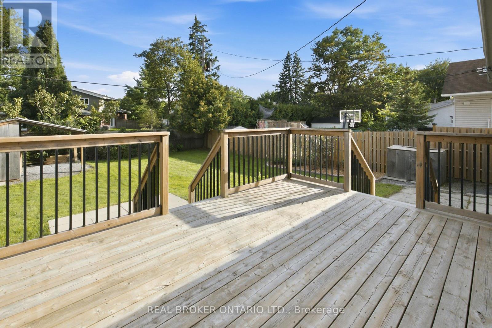 5 Bed, 3 Bath House for Sale in Ottawa – 82 MEADOWLANDS DRIVE W, Ottawa – MLS# X13768964 - Image 42