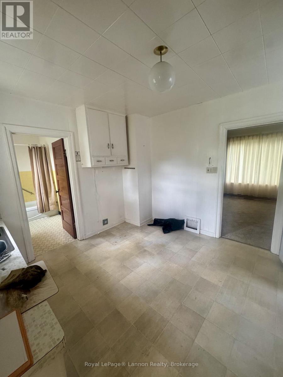 105 HUDSON STREET - 11