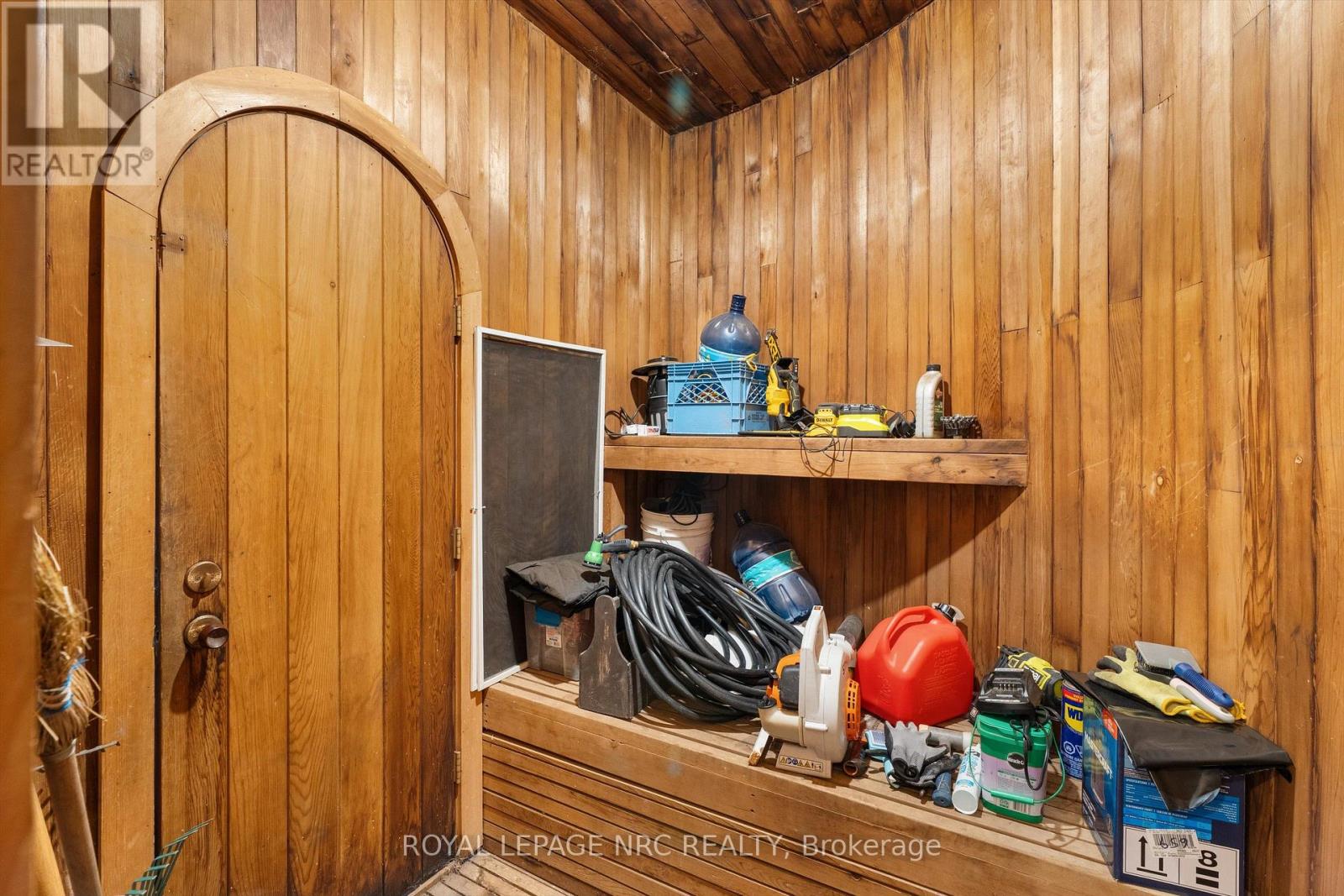 46 ADELENE CRESCENT - Image 16