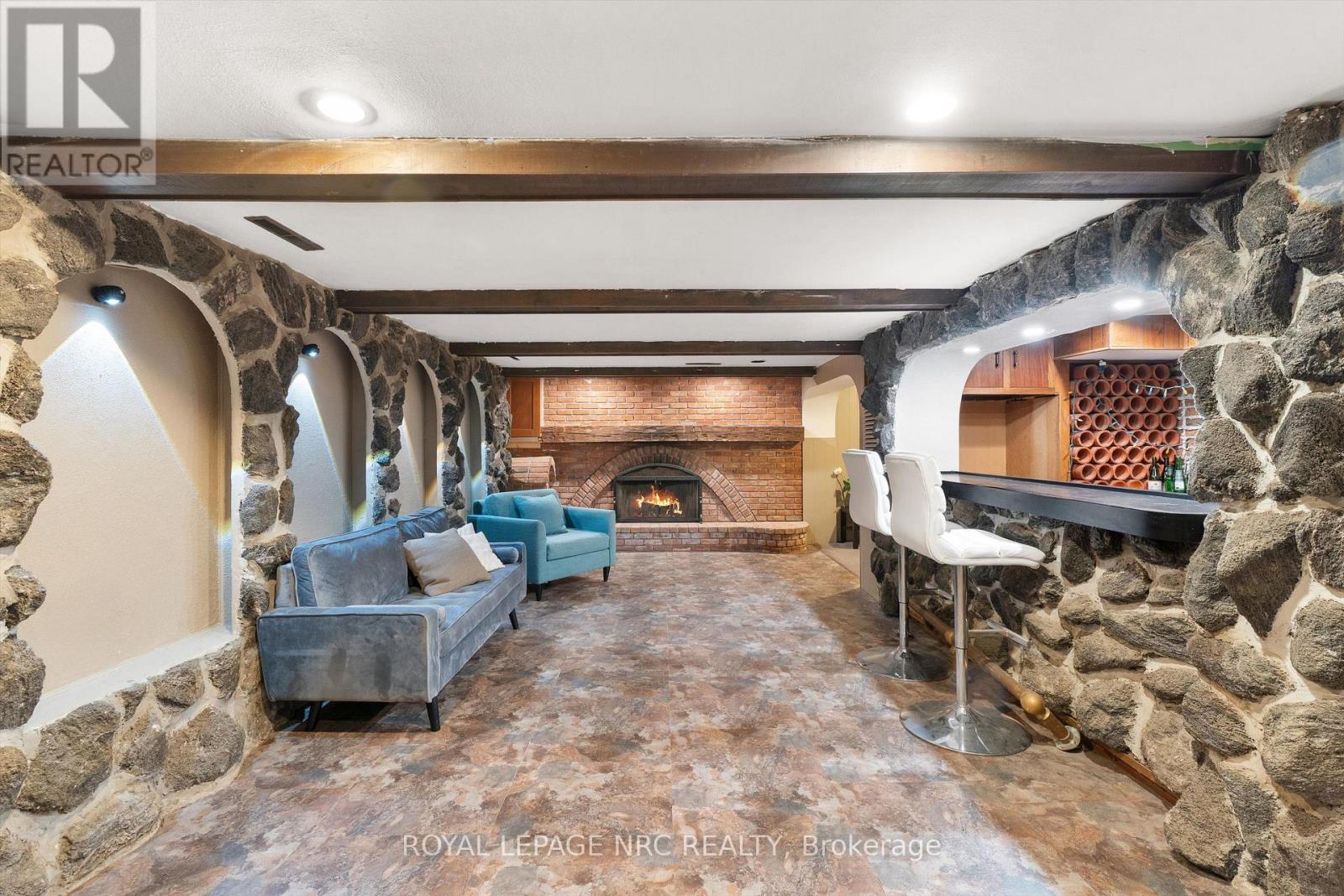 46 ADELENE CRESCENT - Image 35