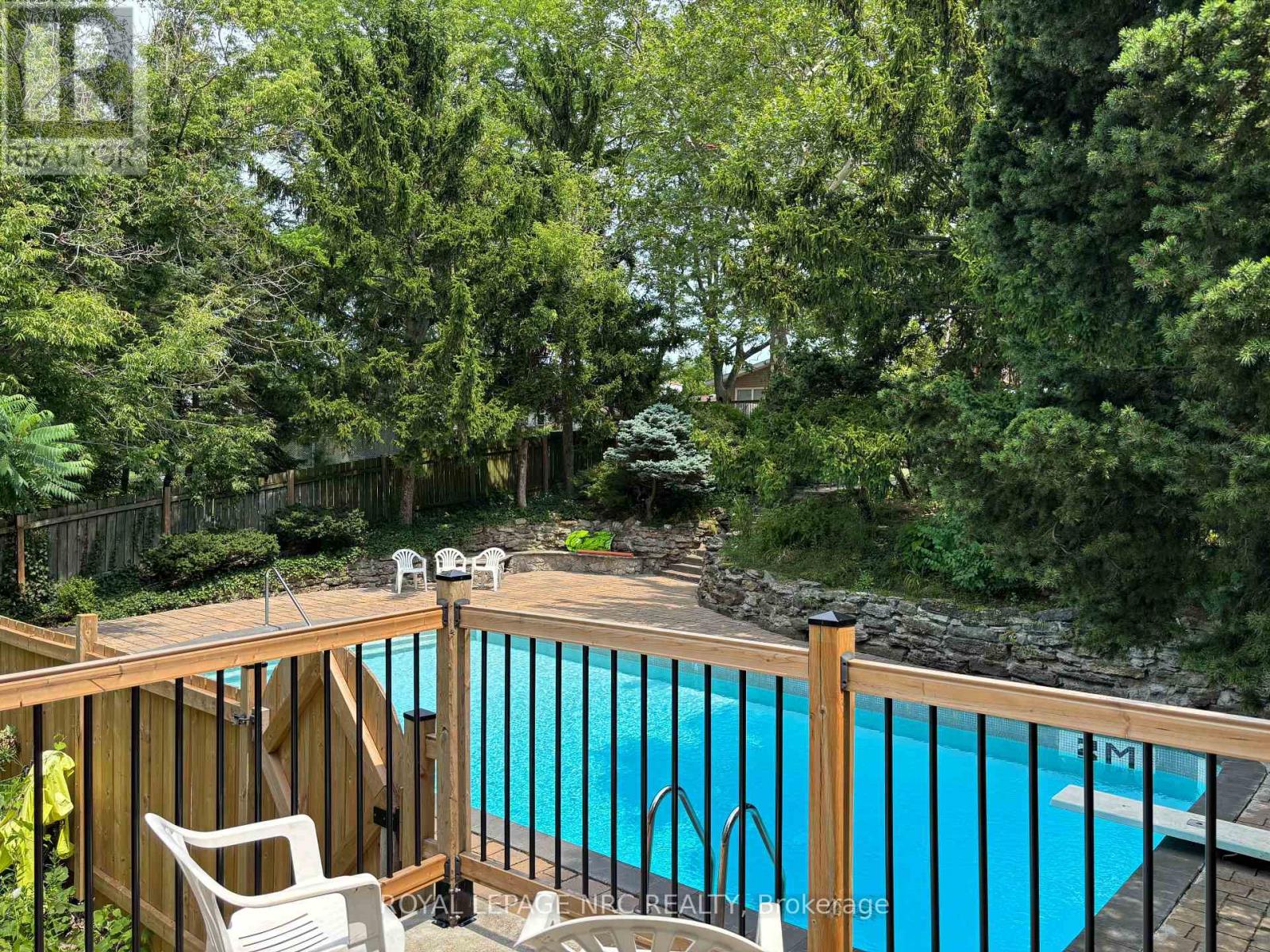 46 ADELENE CRESCENT - Image 44