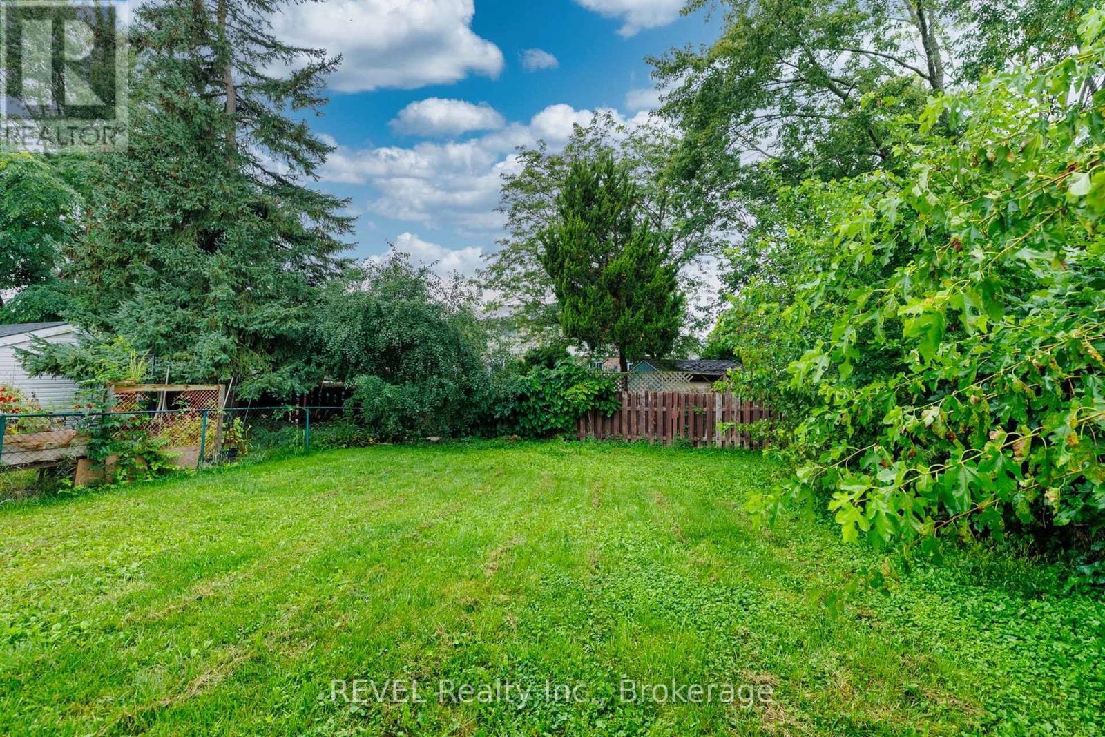 97 TUPPER DRIVE - 29