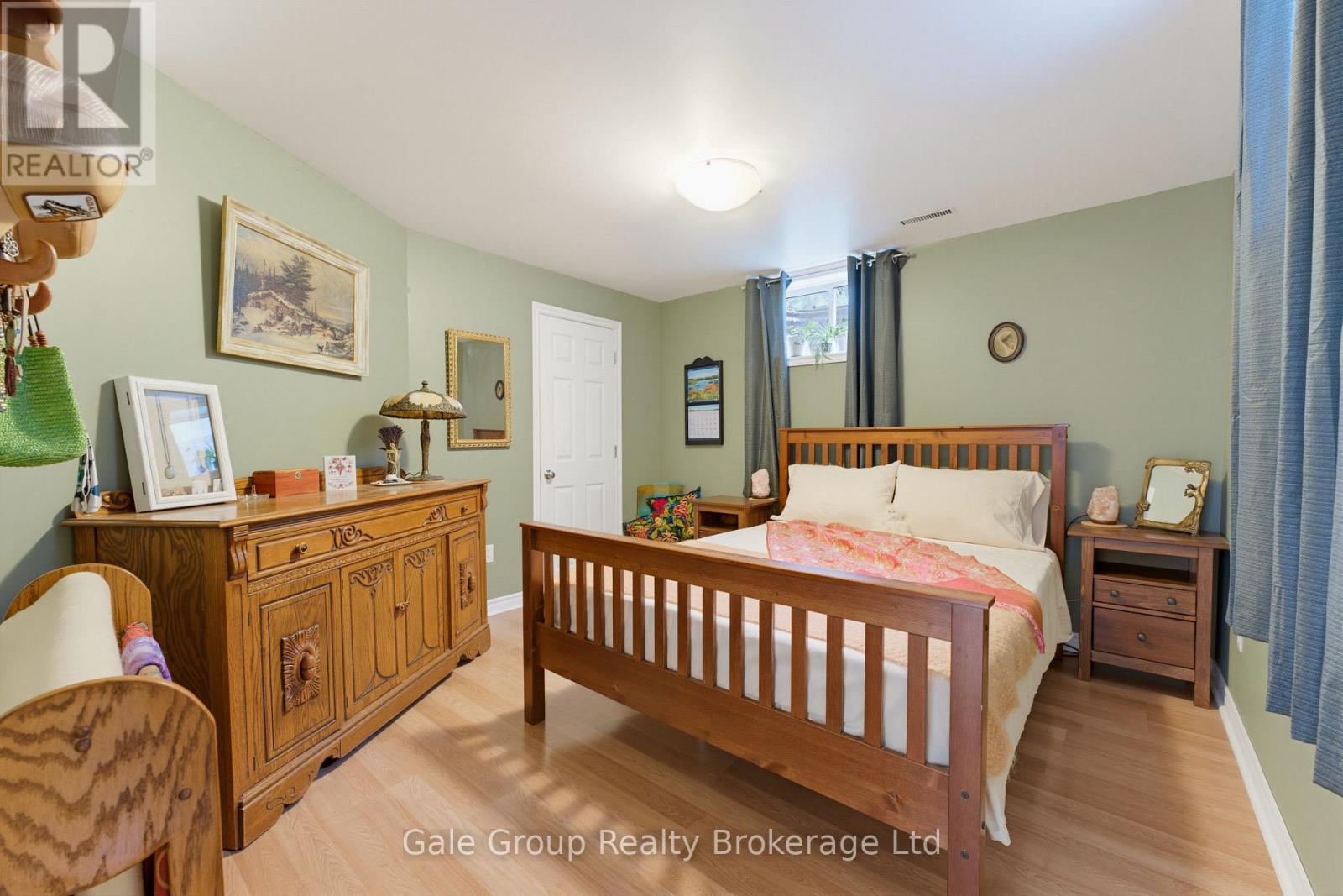 471 ONTARIO STREET - 31