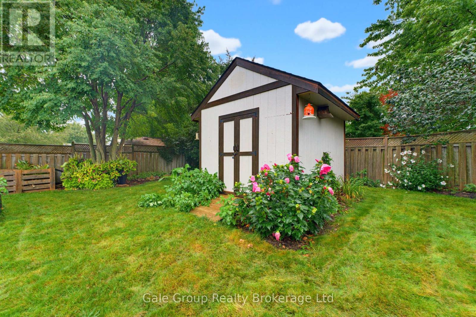 471 ONTARIO STREET - 35