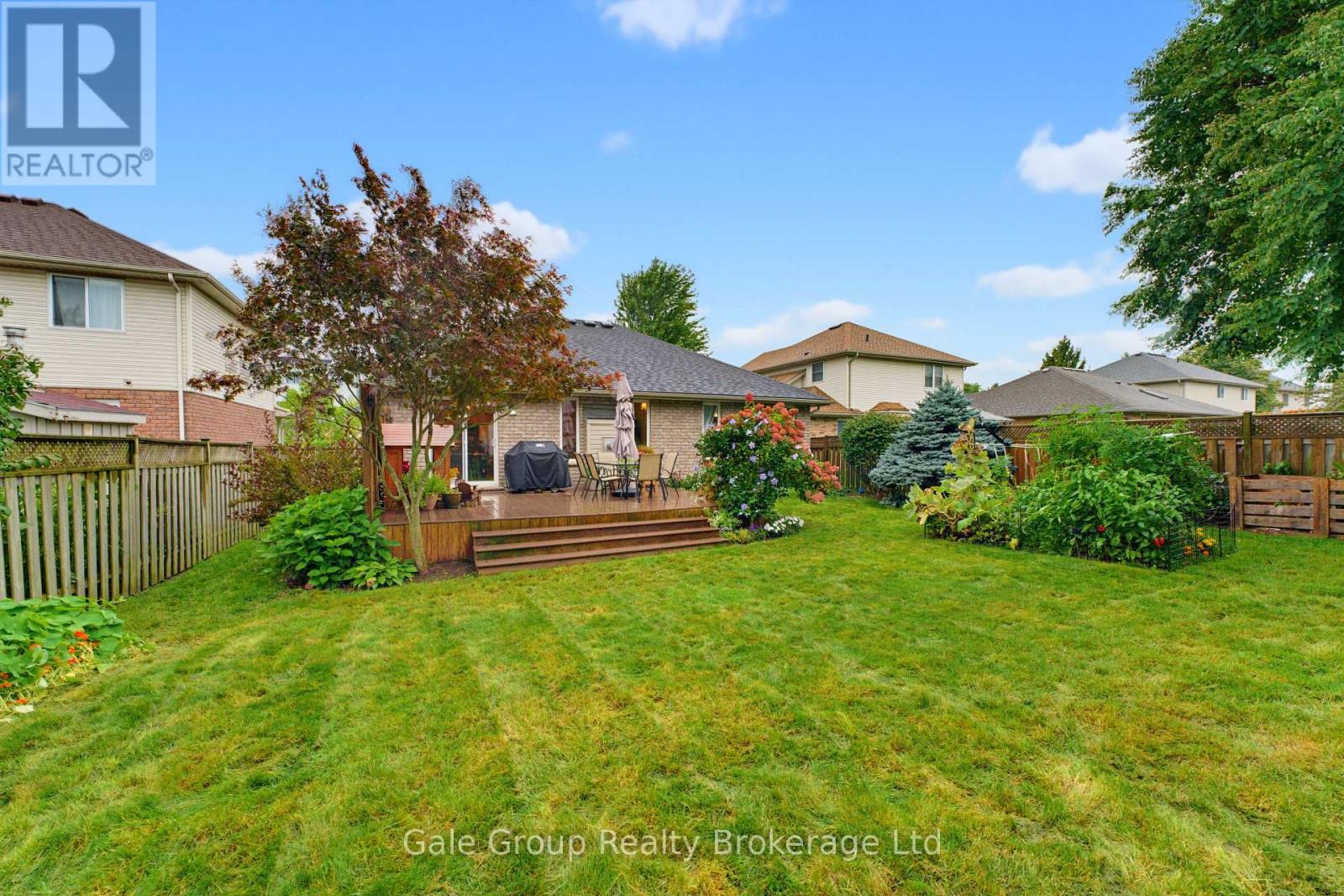 471 ONTARIO STREET - Image 36