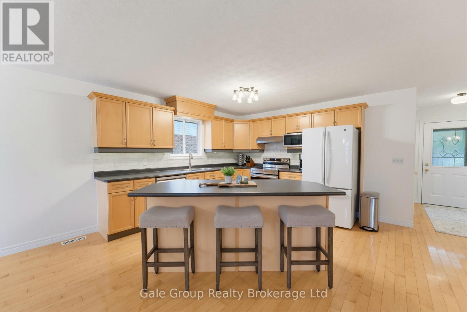 471 ONTARIO STREET, Woodstock (Woodstock - South) — photo 8