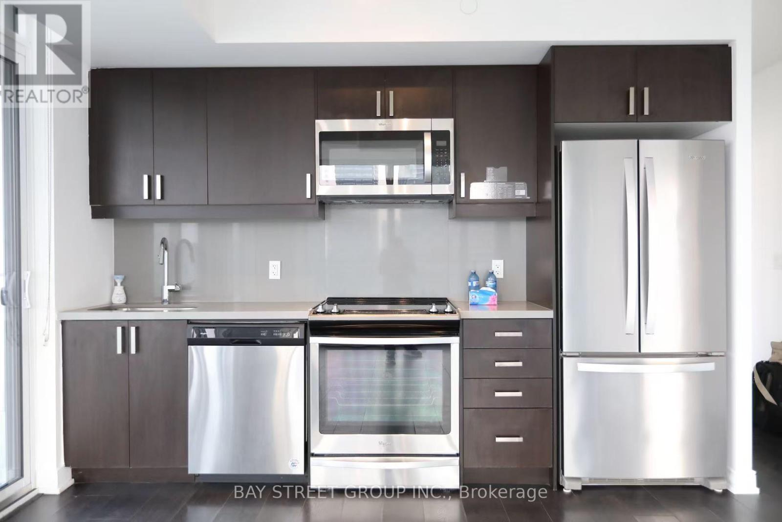 #3004 50 WELLESLEY STREET E - 4