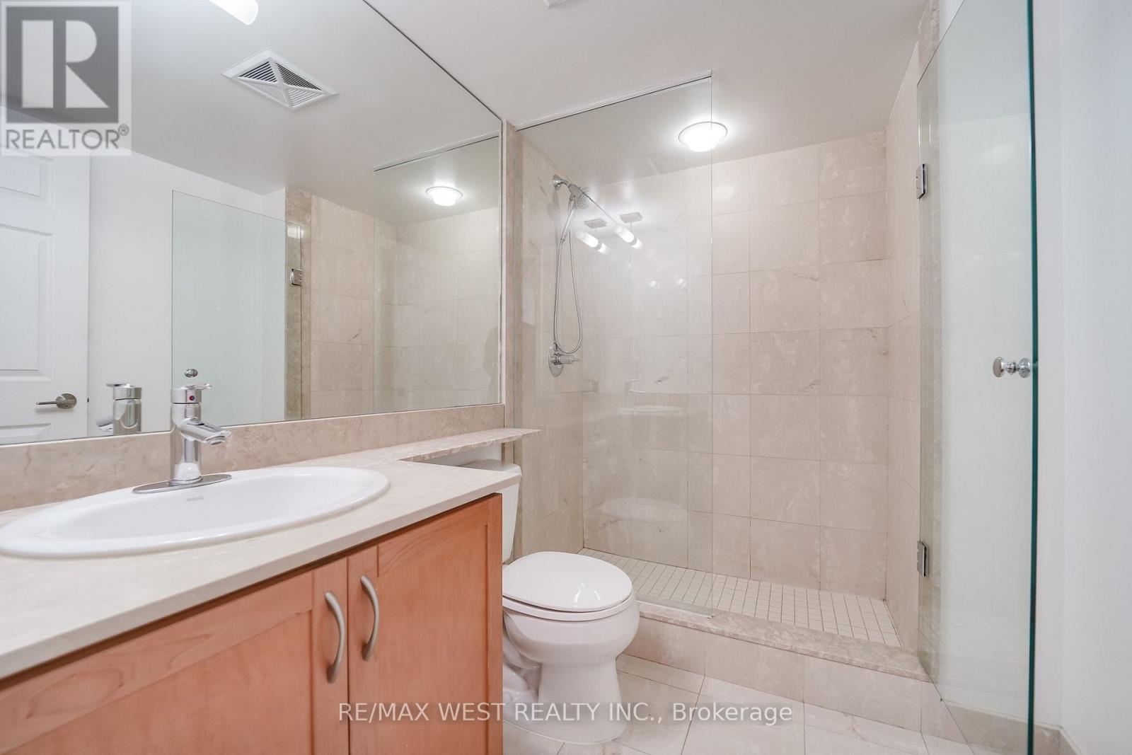 #1211 736 SPADINA AVENUE - 6