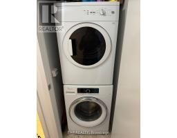 2111 - 14 York Street, Toronto, ON M5J0B1 Photo 11