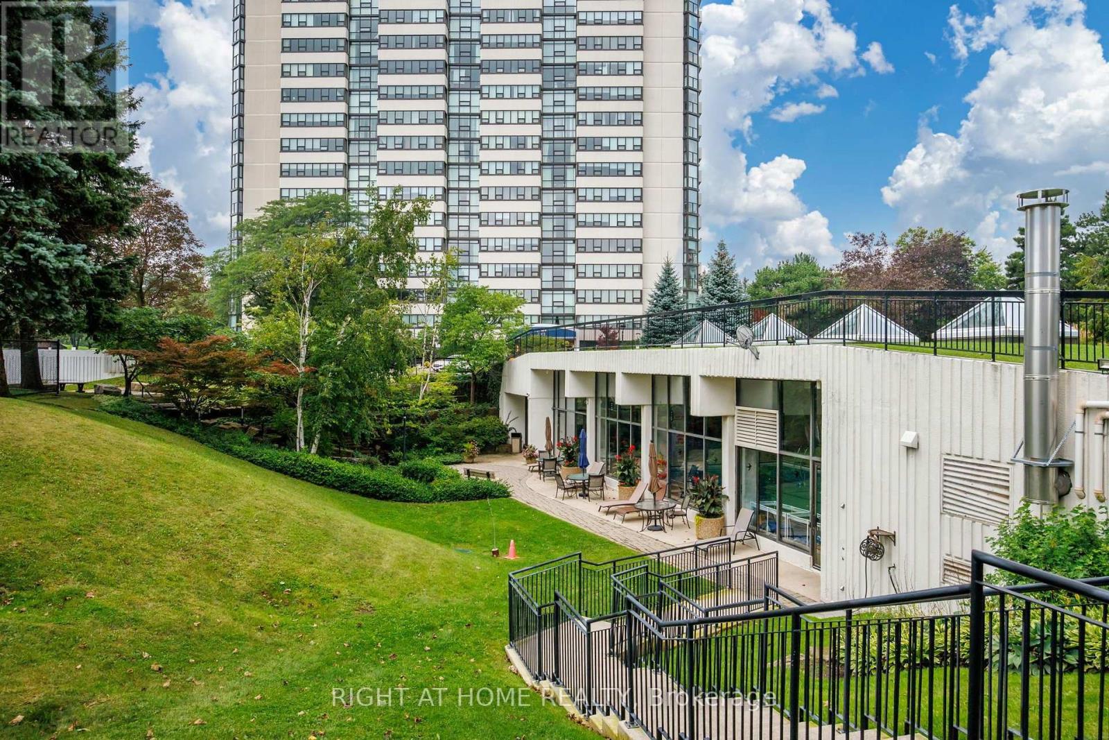 #1904 1555 FINCH AVENUE E - Image 40