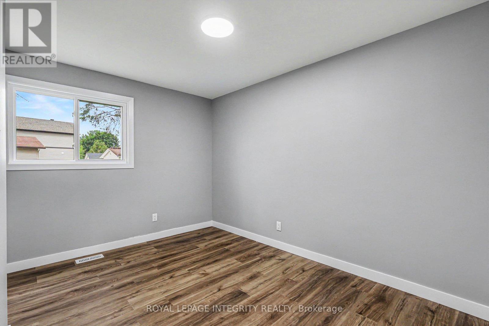 3 Bed, 1 Bath House for Rent in Ottawa – 1 – 1936 BELCOURT BOULEVARD, Ottawa – MLS# X13519072 - Image 13