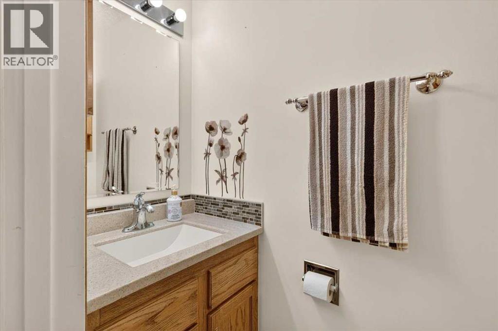 41 Templeson Crescent NE - 18