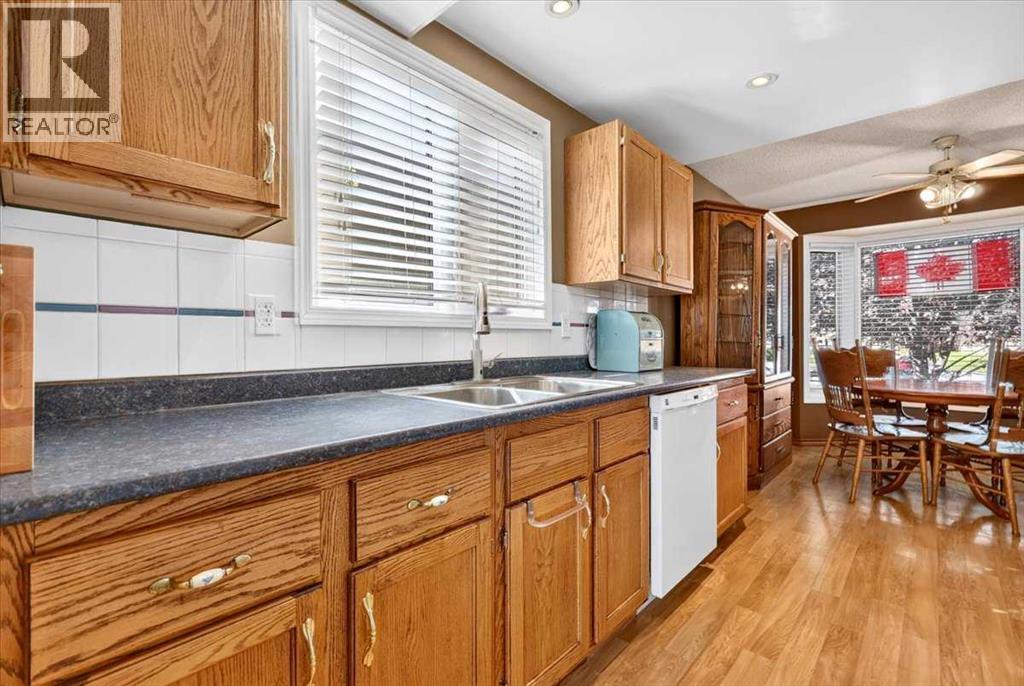 41 Templeson Crescent NE - 8