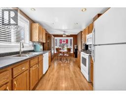41 Templeson Crescent NE - photo 7