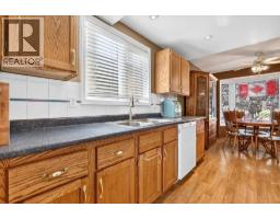 41 Templeson Crescent NE - photo 8