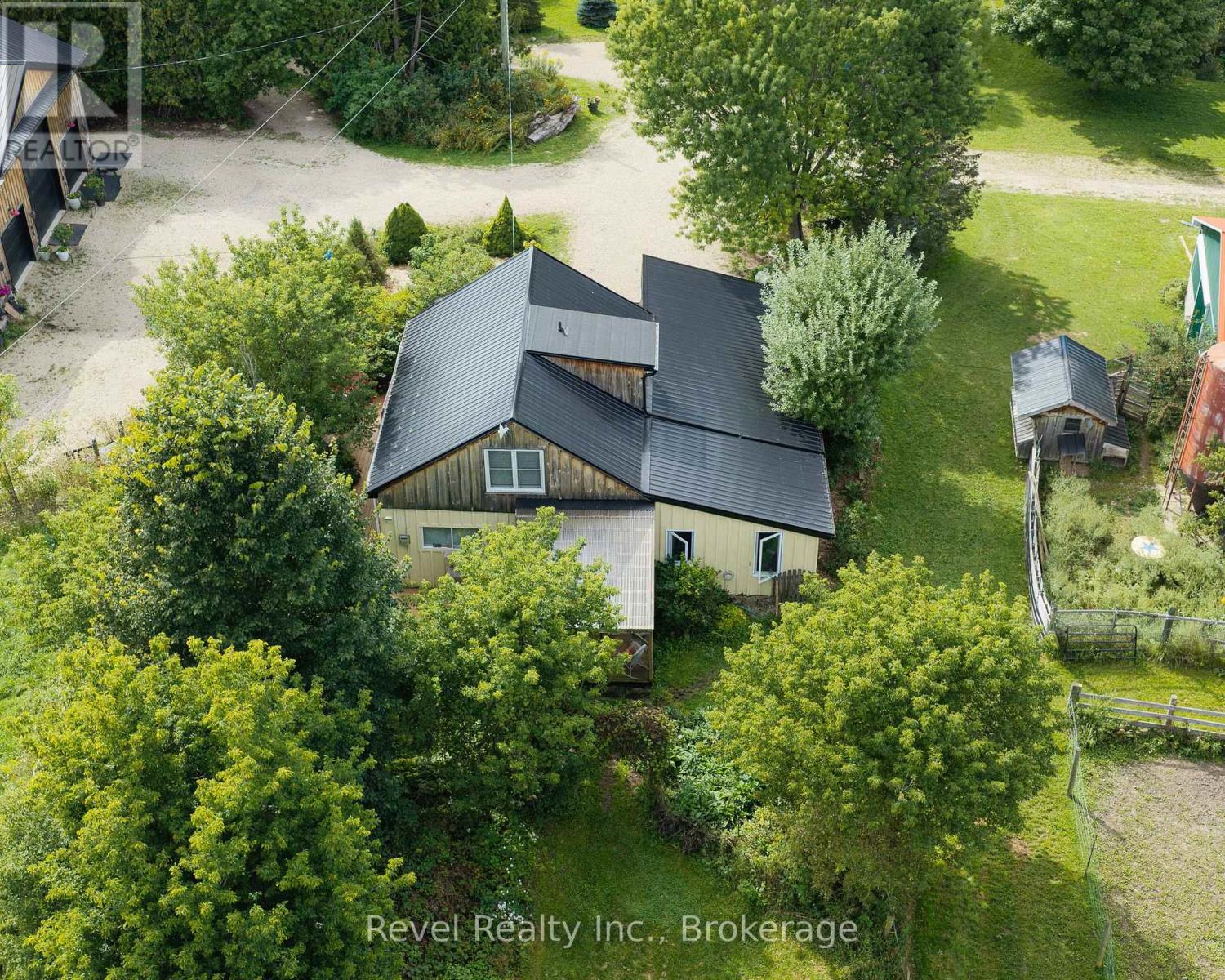423259 Rocky Saugeen Road — photo 37