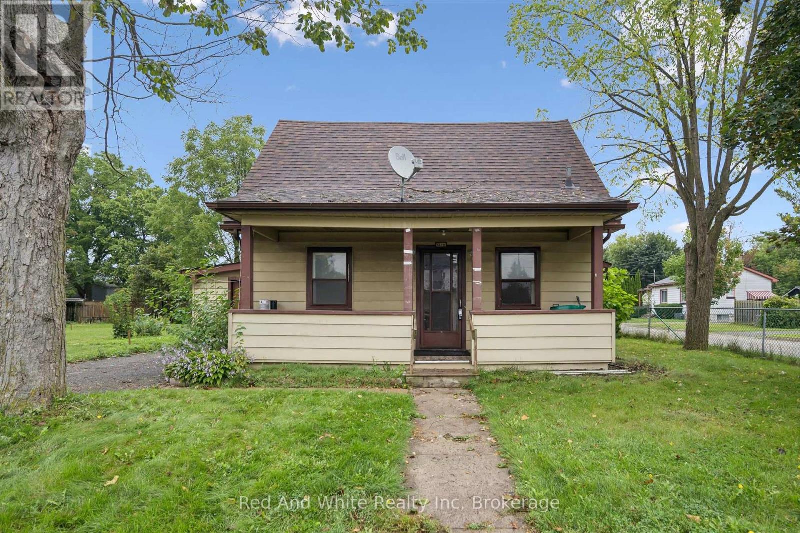 1279 HAMILTON STREET — photo 2