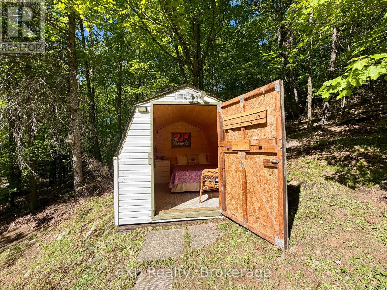 #3 1082 COWAN PARK ROAD - Image 22