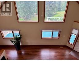 7524 Valleyview Drive, Fort Nelson, BC V0C1R0 Photo 14