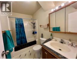 7524 Valleyview Drive, Fort Nelson, BC V0C1R0 Photo 27