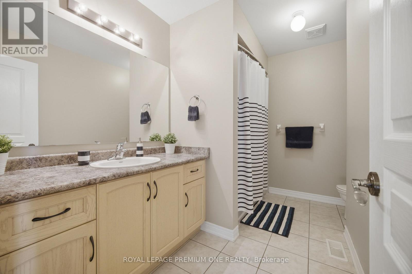 114 BELLINI AVENUE - 33