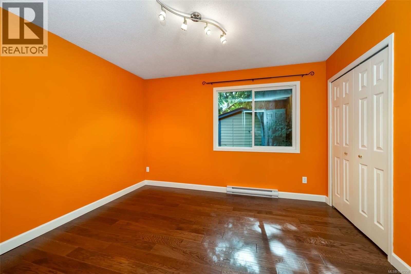 3334 Wishart Pl - 9