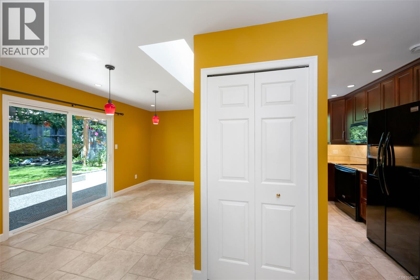 3334 Wishart Pl - 24