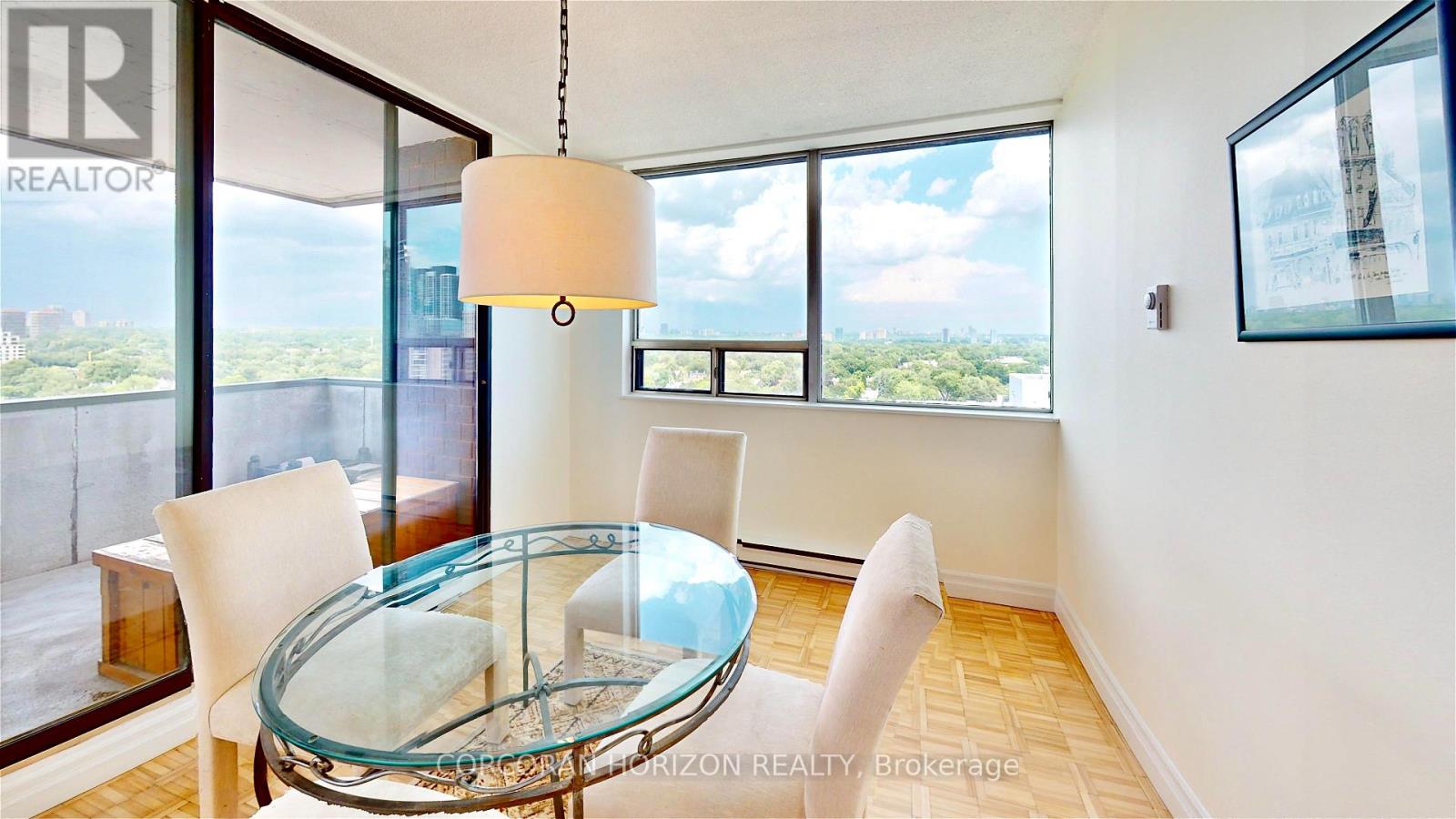 Photo of 1511 - 914 YONGE STREET