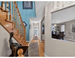 Living room - 181 Purcell Crescent, Vaughan, ON L6A3C5 Photo 6