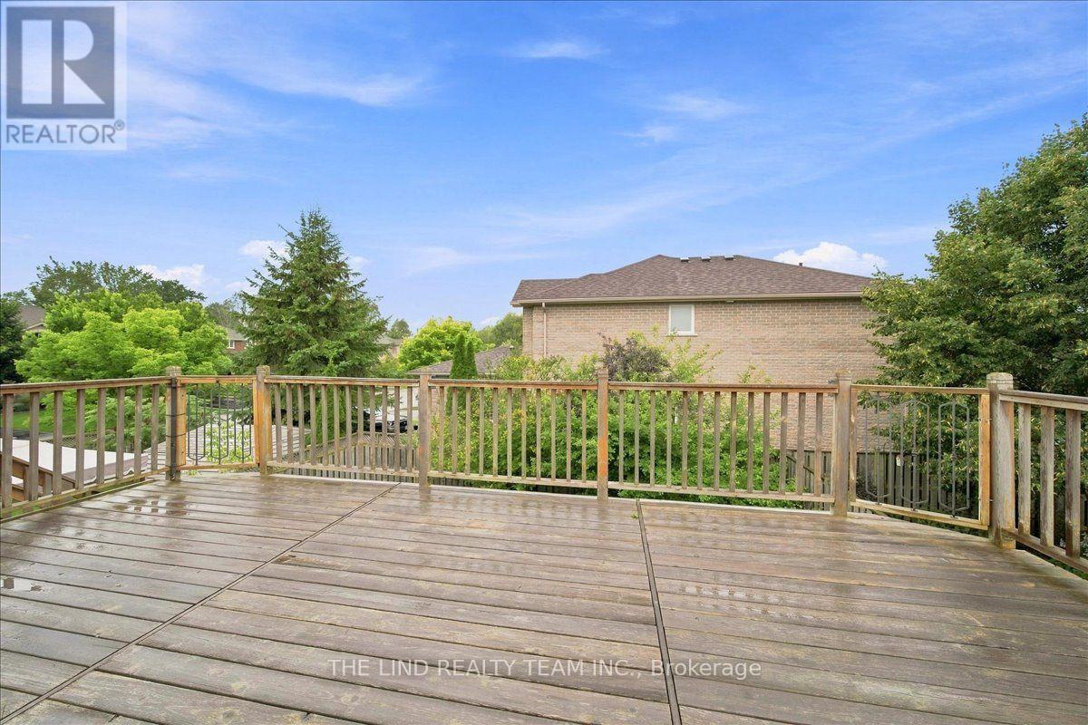61 MCINTYRE DRIVE - Image 27