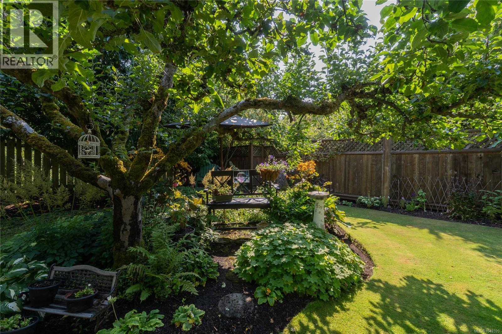 2125 Central Ave, Oak Bay