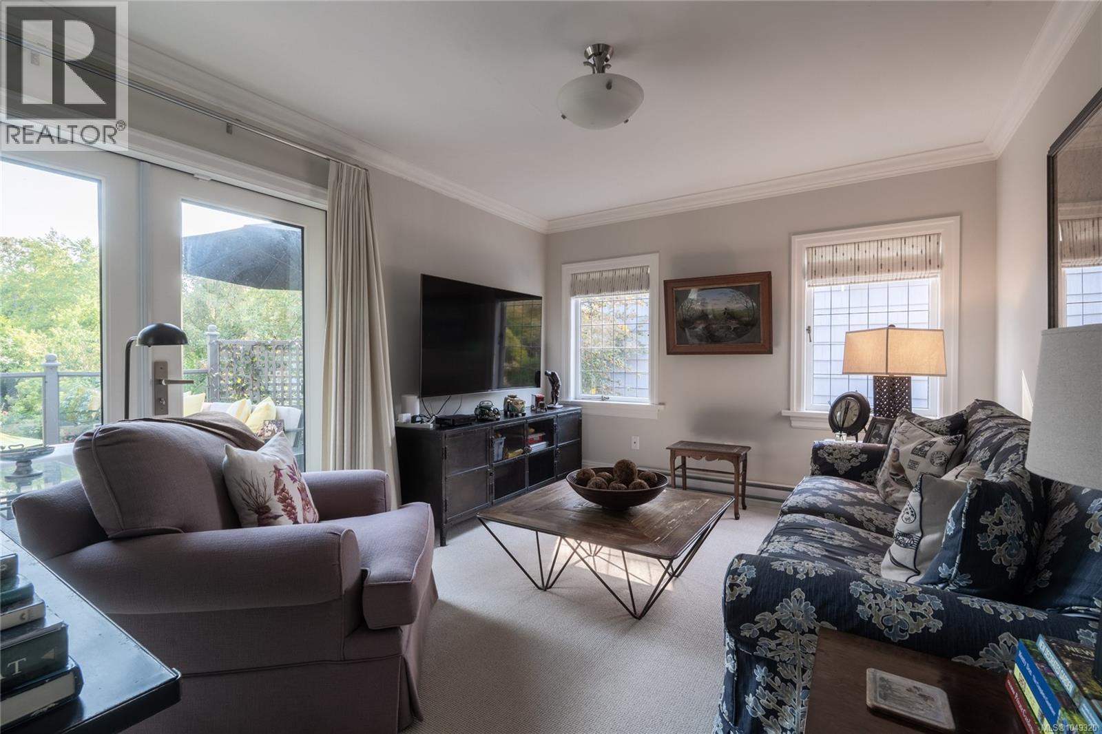 2125 Central Ave, Oak Bay