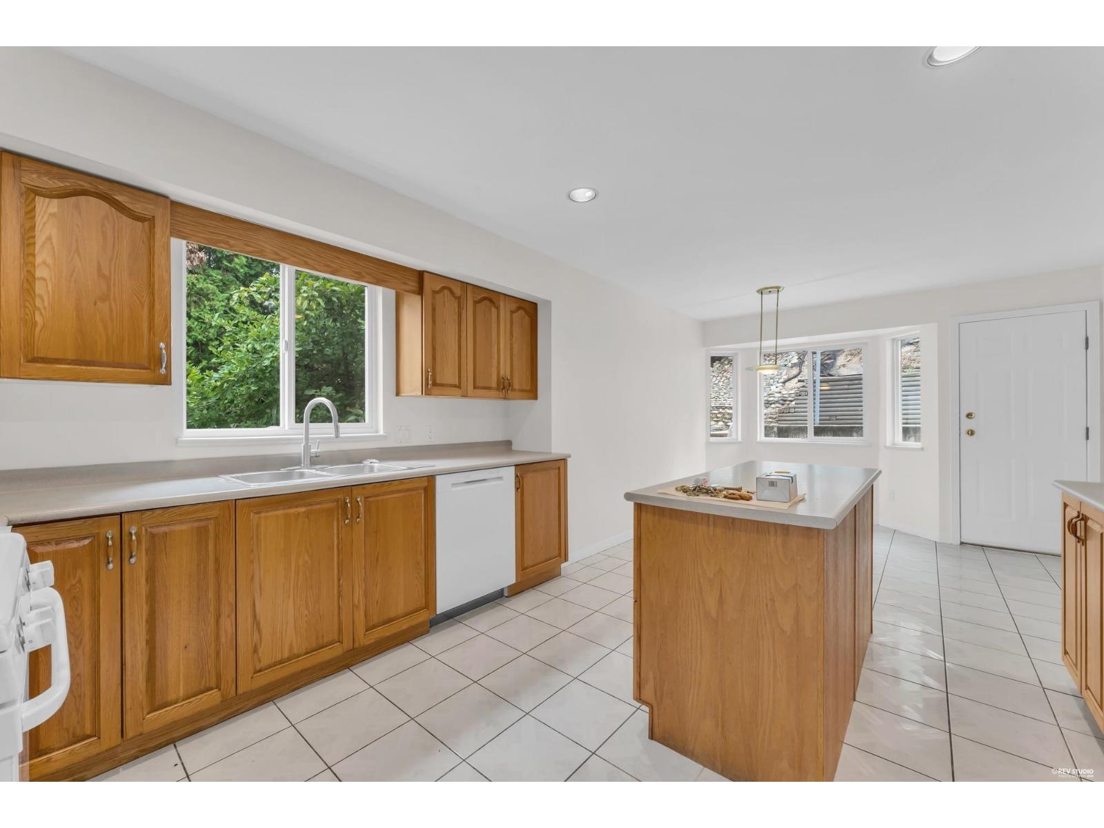 8232 NECHAKO DRIVE, Delta
