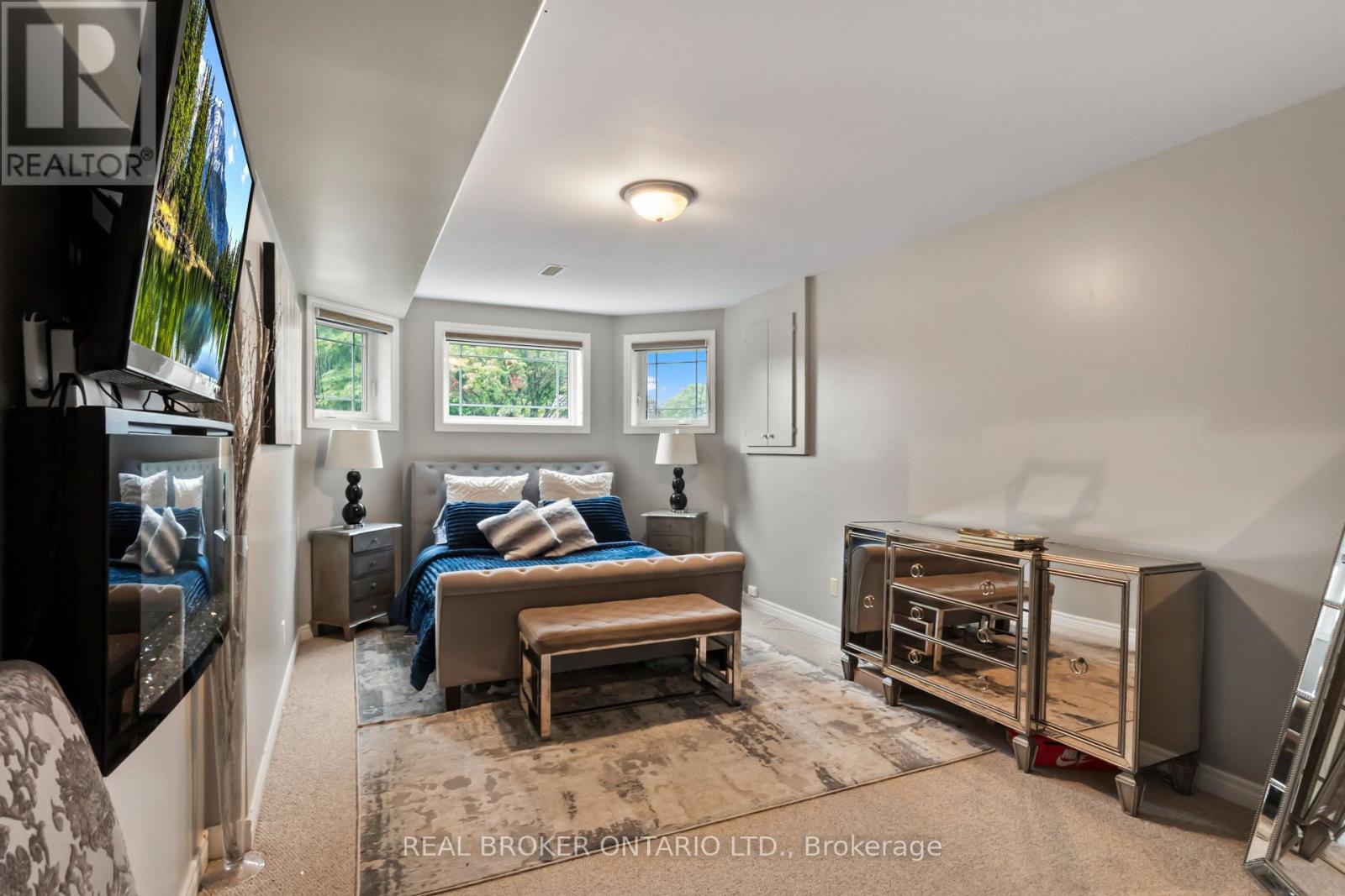 865 BERTRAND TERRACE - Image 21