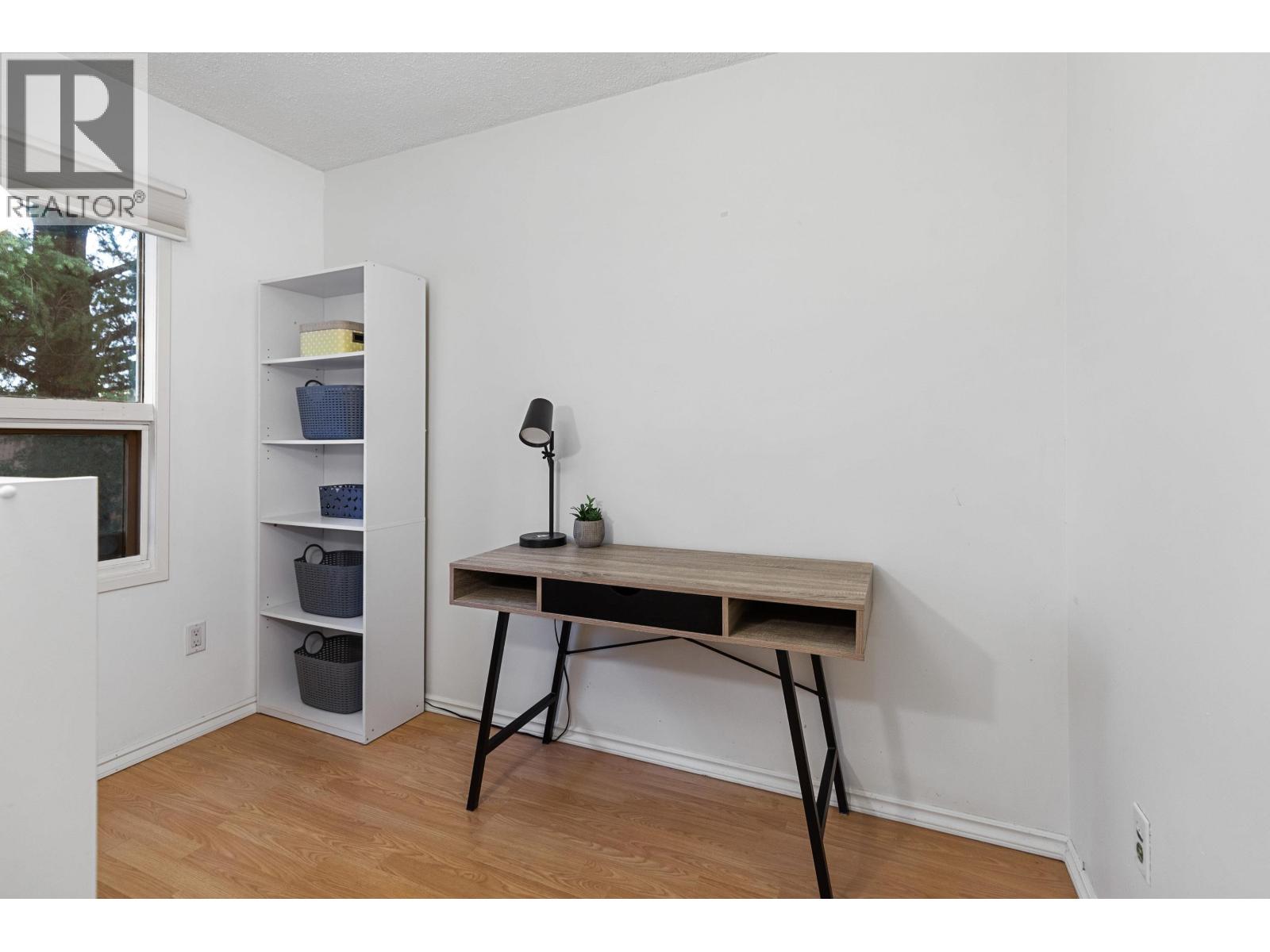 962 EWERT STREET - 8