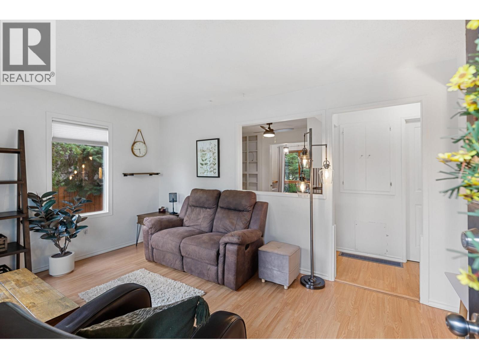 962 EWERT STREET - 7