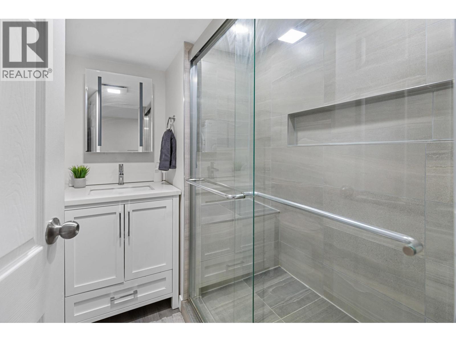 962 EWERT STREET - 16
