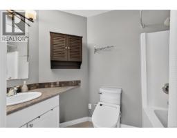375 Temple St, Parksville, BC V9P1C9 Photo 23