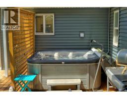 Bathroom - 375 Temple St, Parksville, BC V9P1C9 Photo 7
