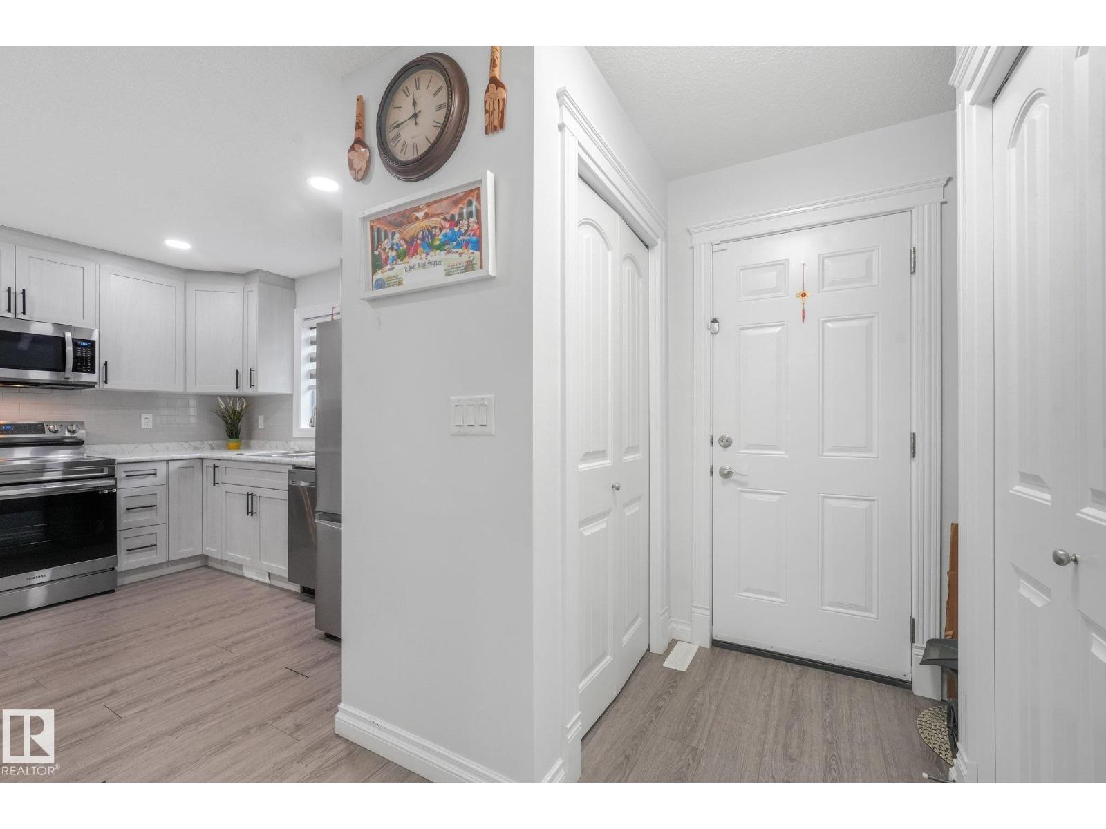 12843 67 ST NW - 25