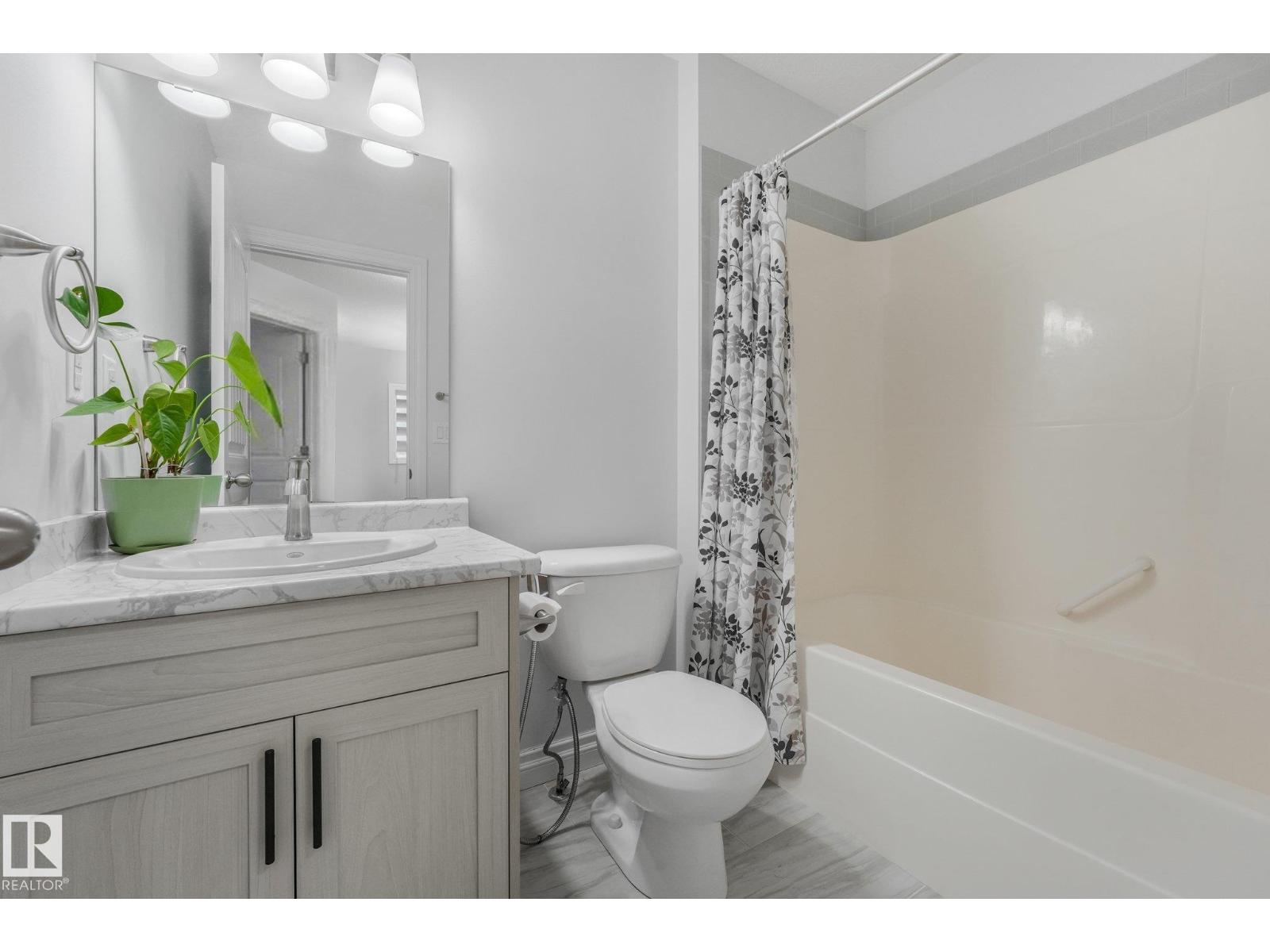 12843 67 ST NW - 26