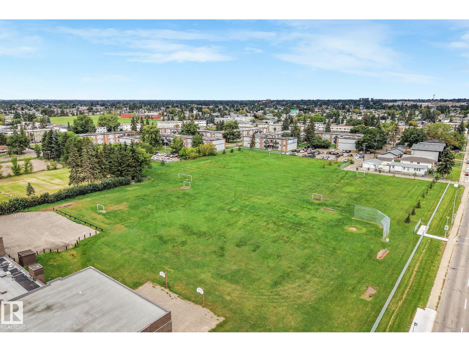 12843 67 ST NW - 28