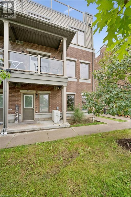 70 WILLOWRUN Drive Unit# C8 — photo 3