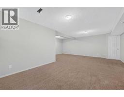 249 Elgin Manor SE - photo 38